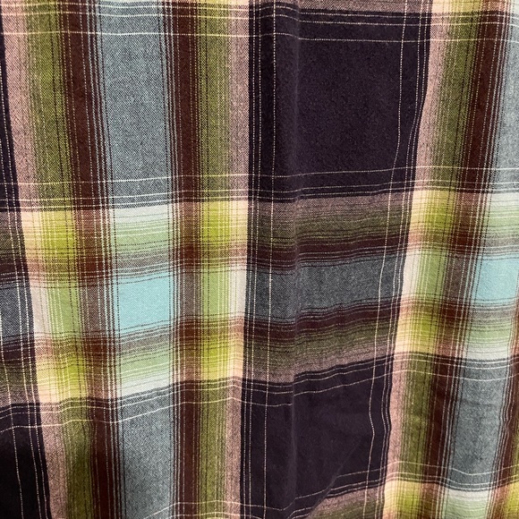 ⭐️ Aeropostale Top - Size Medium - Picture 3 of 3